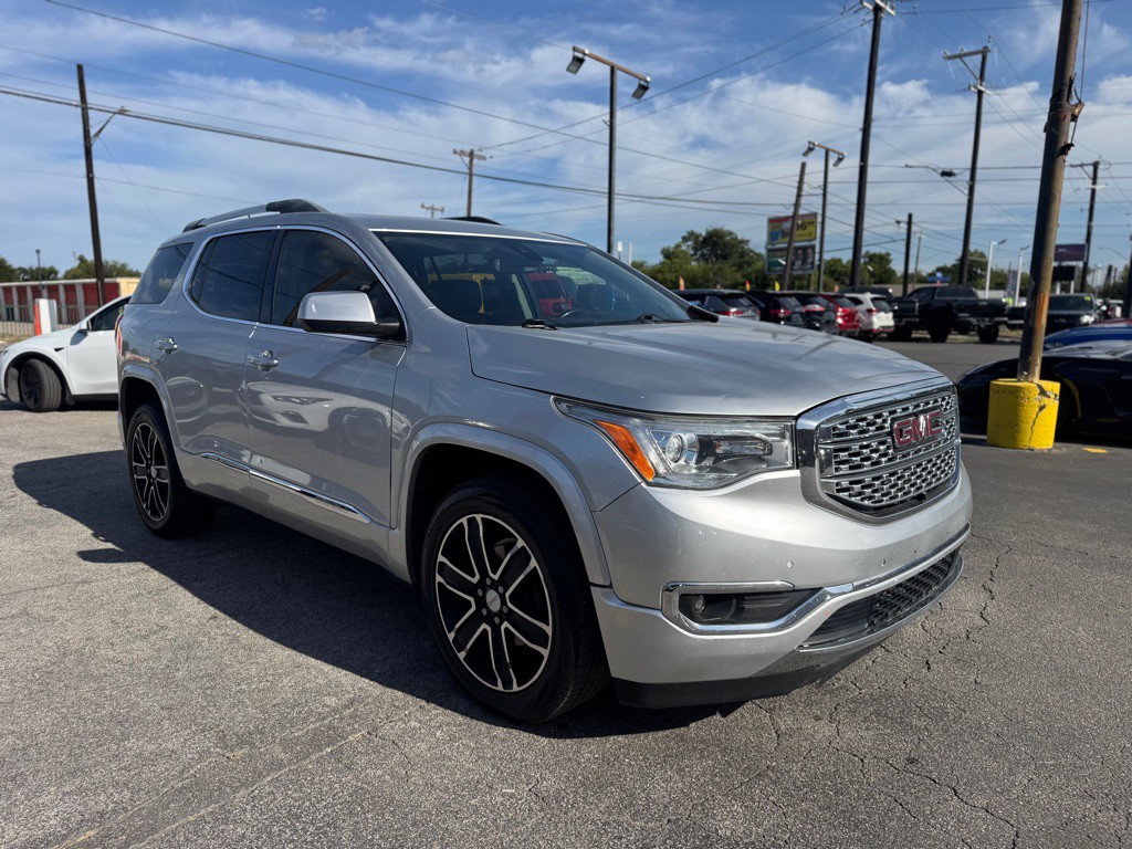 2019 GMC Acadia Image 9