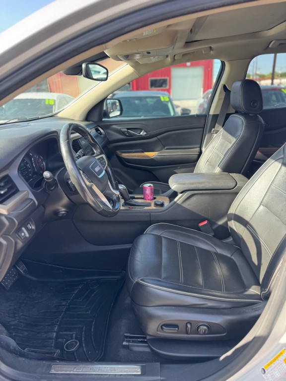 2019 GMC Acadia Image 12