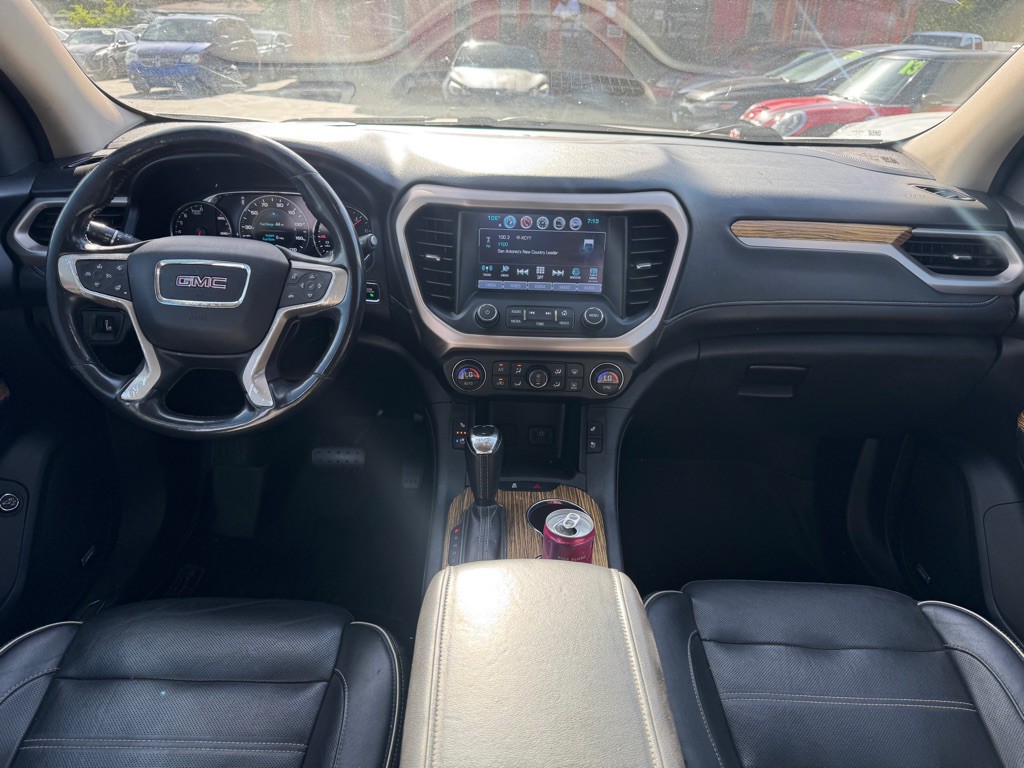 2019 GMC Acadia Image 17