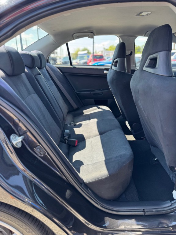 2014 Mitsubishi Lancer Image 23