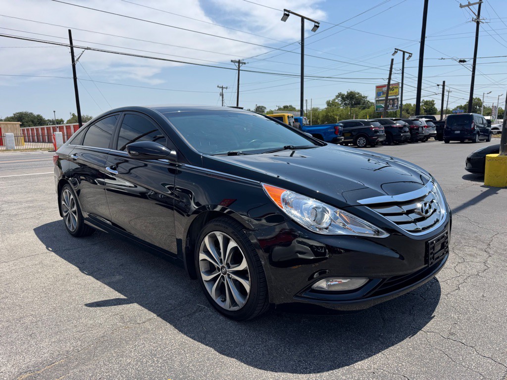2013 Hyundai Sonata Image 10