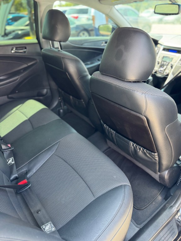 2013 Hyundai Sonata Image 19
