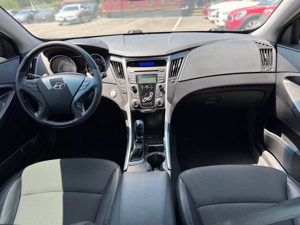 2013 Hyundai Sonata Image 20