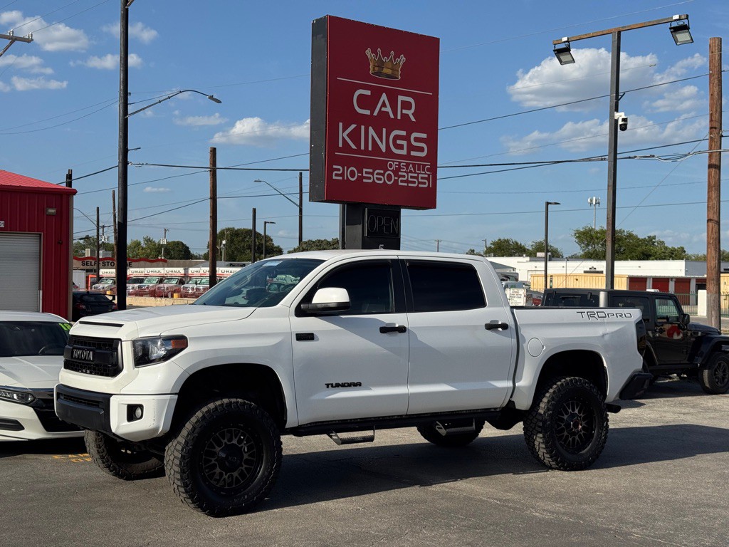 2017 Toyota Tundra Image 1
