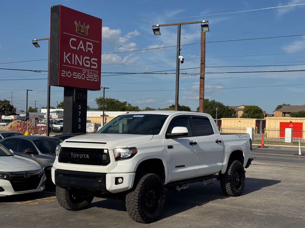 2017 Toyota Tundra Image 2