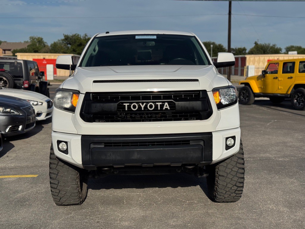 2017 Toyota Tundra Image 11
