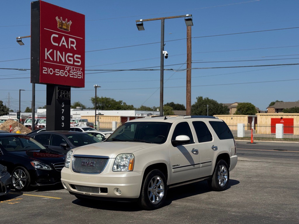 2013 GMC Yukon Image 2
