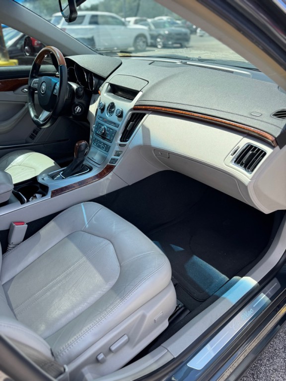 2011 Cadillac CTS Image 15