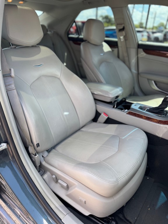 2011 Cadillac CTS Image 17