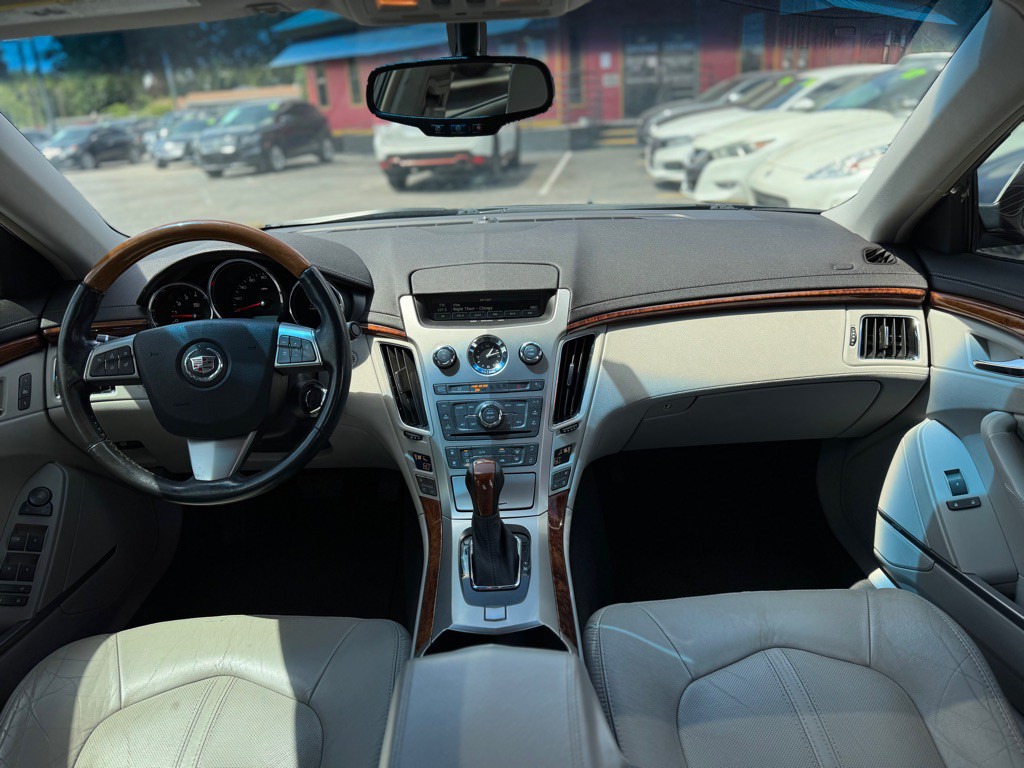 2011 Cadillac CTS Image 20