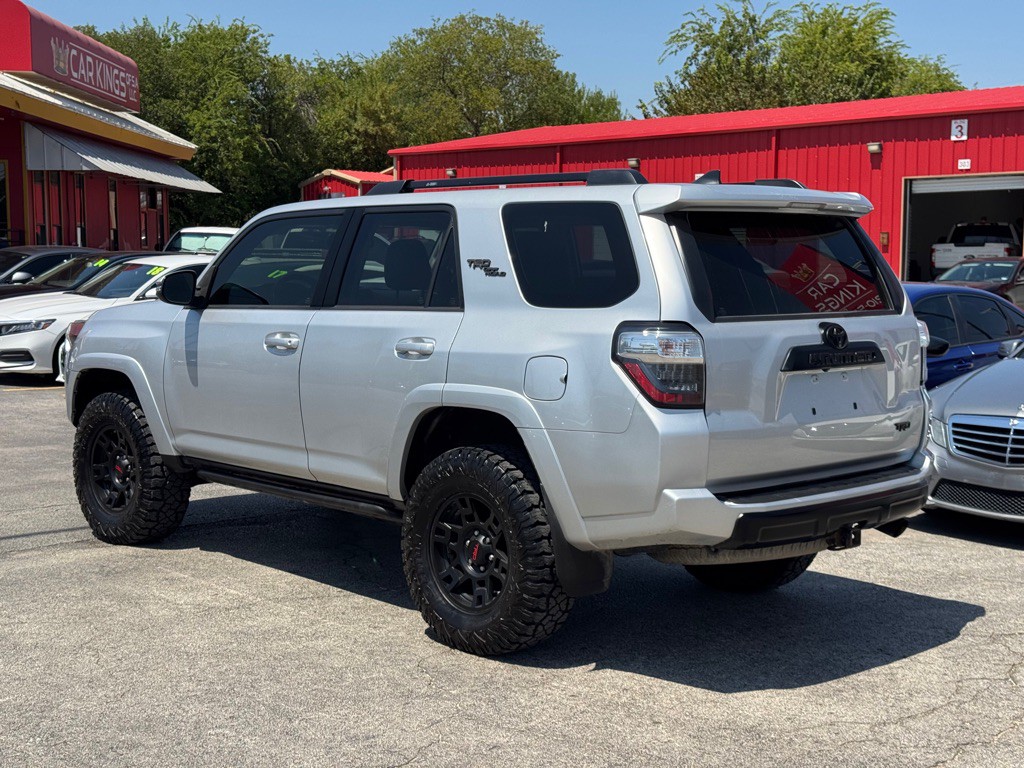 2018 Toyota 4Runner Image 8