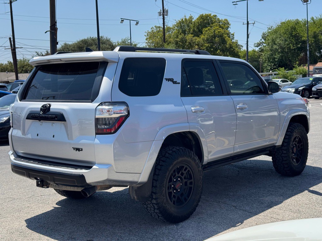 2018 Toyota 4Runner Image 10