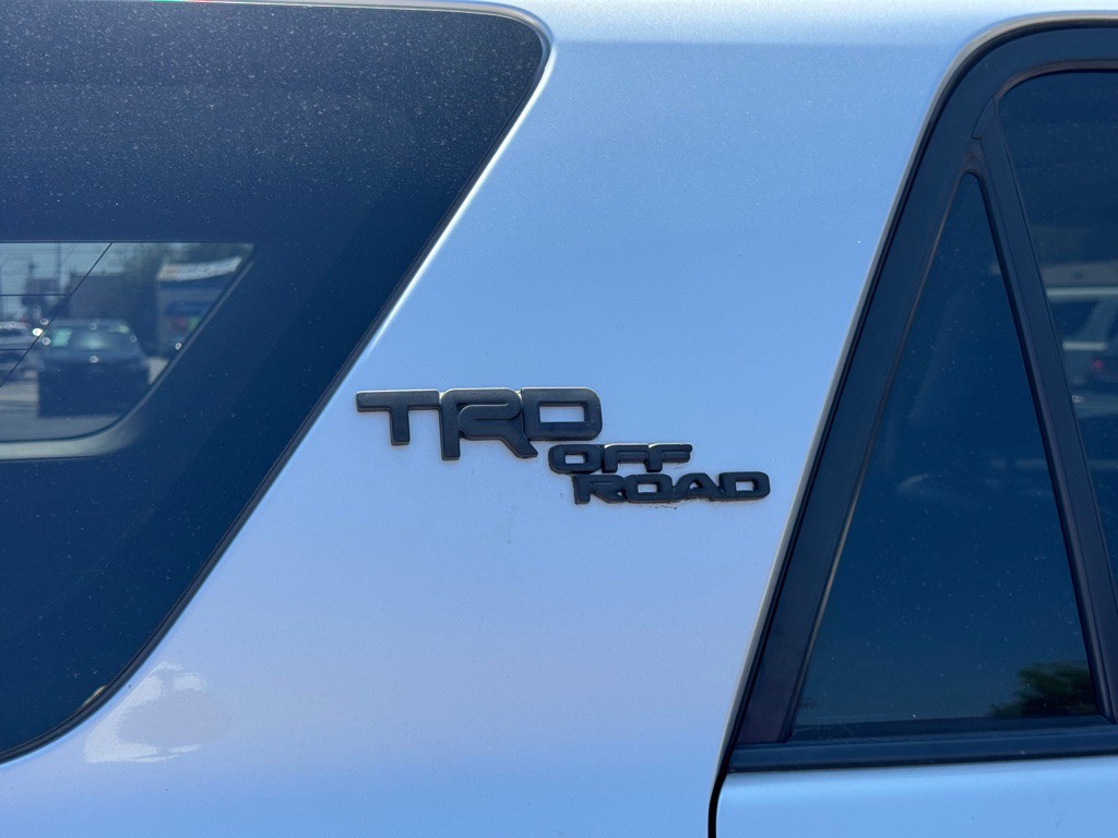 2018 Toyota 4Runner Image 11