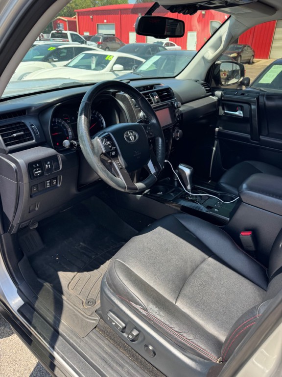 2018 Toyota 4Runner Image 14