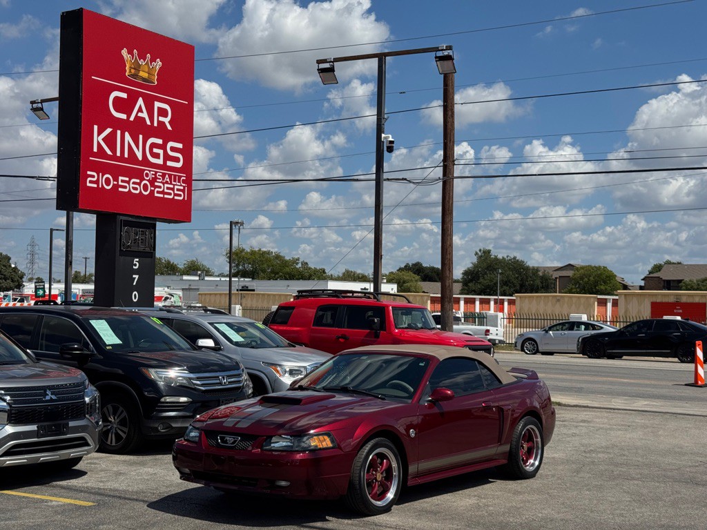 2004 Ford Mustang Image 2