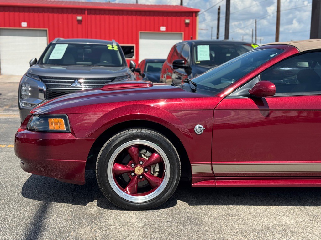 2004 Ford Mustang Image 6