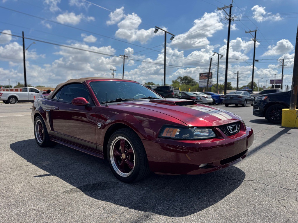 2004 Ford Mustang Image 15