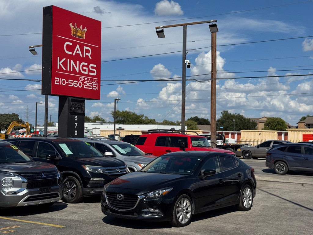 2017 Mazda Mazda3 Image 2