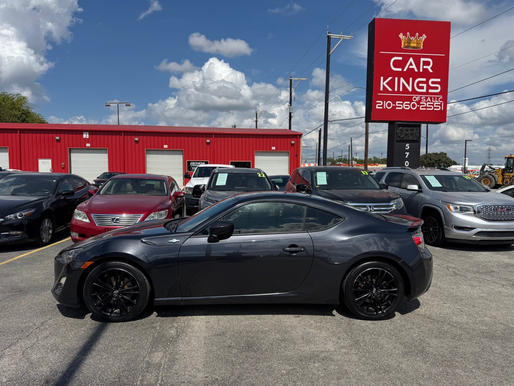 2014 Scion FR-S Image 5