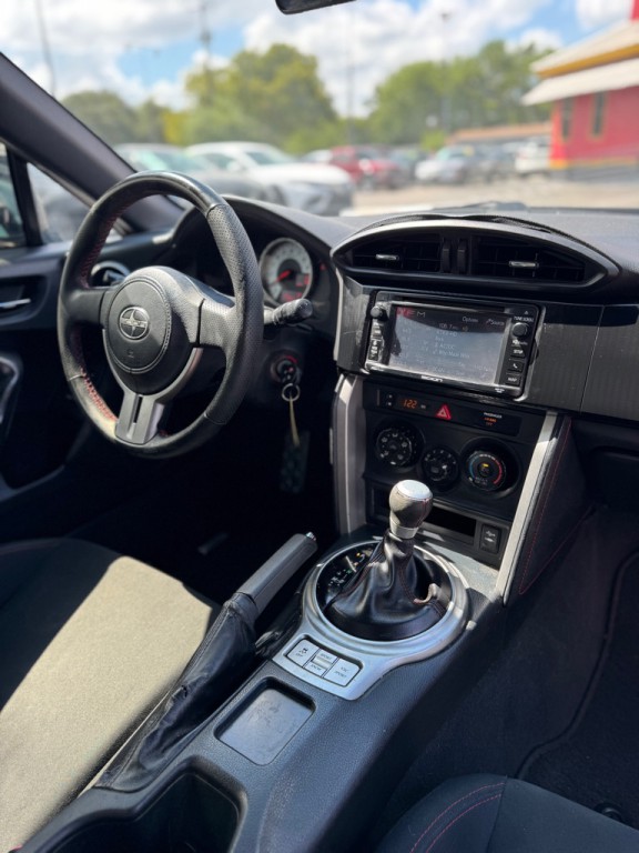 2014 Scion FR-S Image 18
