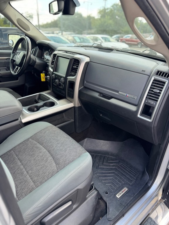 2016 RAM 1500 Image 14