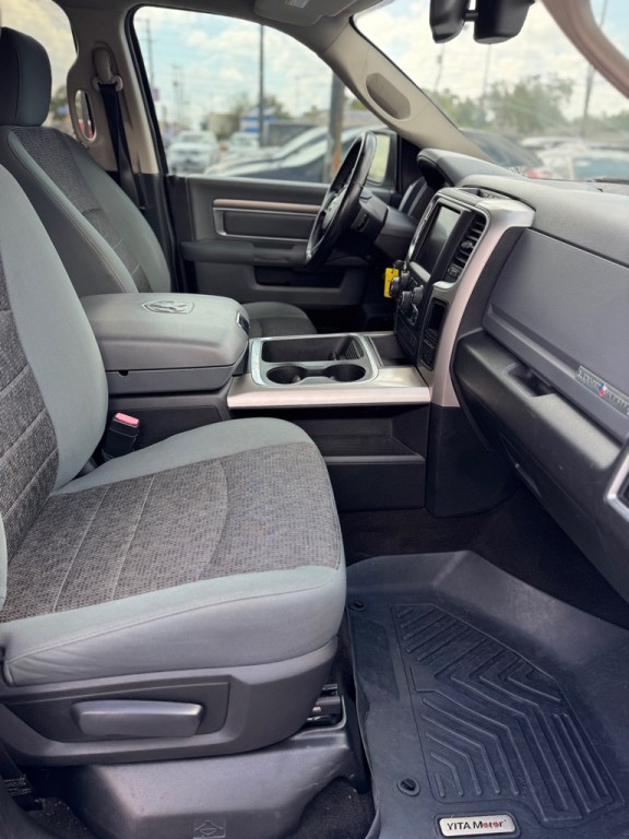 2016 RAM 1500 Image 15