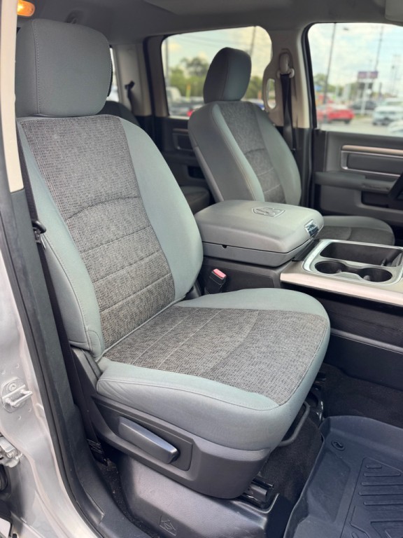 2016 RAM 1500 Image 16