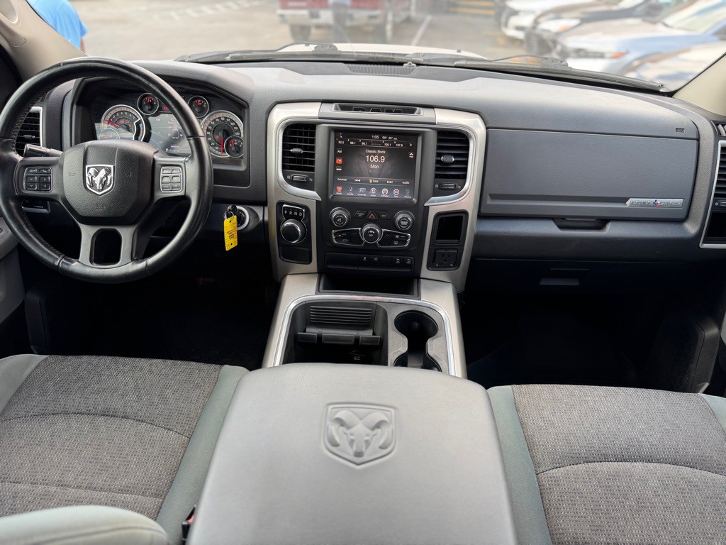 2016 RAM 1500 Image 19