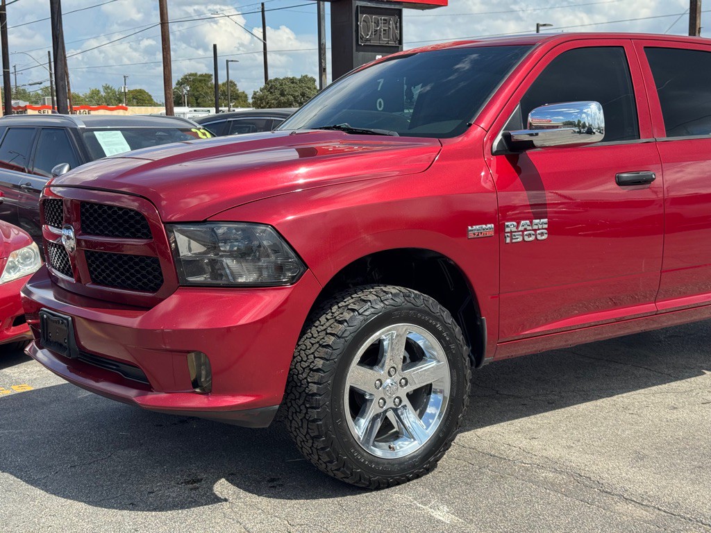 2014 RAM 1500 Image 4