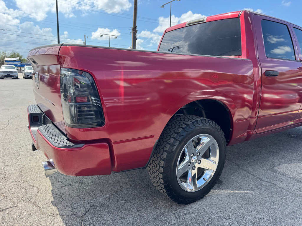 2014 RAM 1500 Image 8
