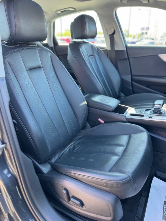 2018 Audi A4 Image 16