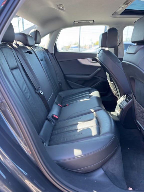 2018 Audi A4 Image 17