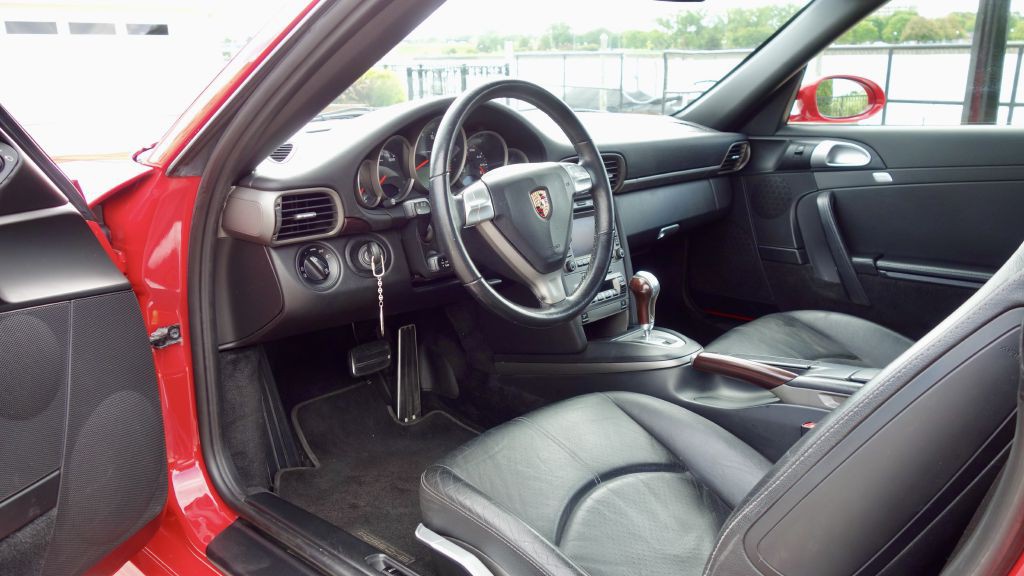 2006 Porsche 911 Image 9