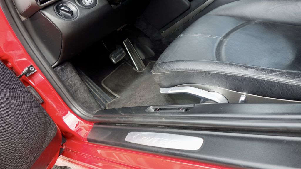 2006 Porsche 911 Image 40