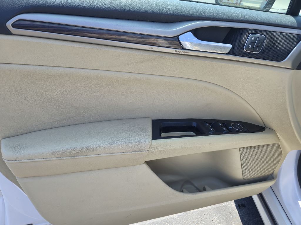 2013 Ford Fusion Image 13