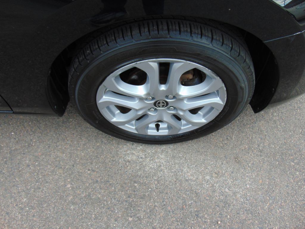 2016 Scion iA Image 7