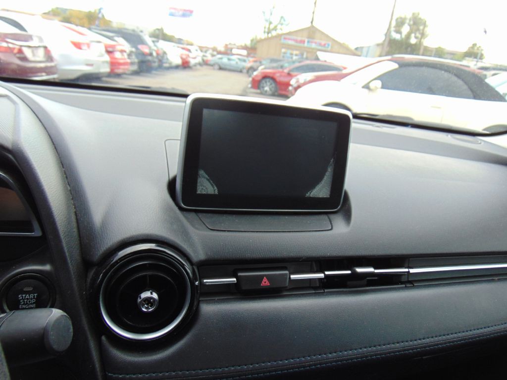2016 Scion iA Image 14