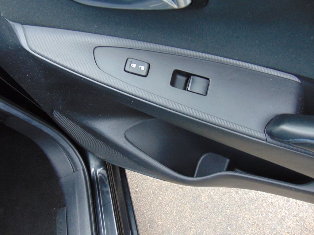2016 Scion iA Image 21