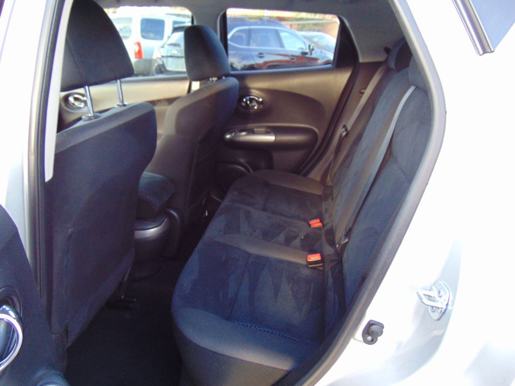 2016 Nissan Juke Image 12