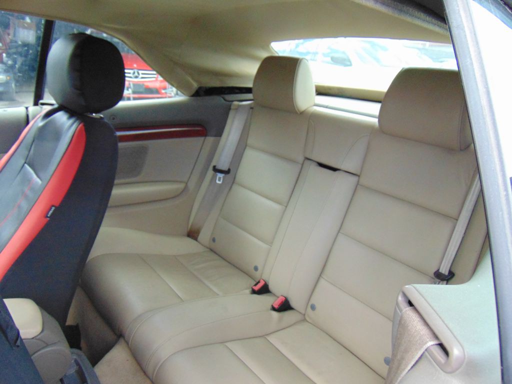 2003 Audi A4 Image 9