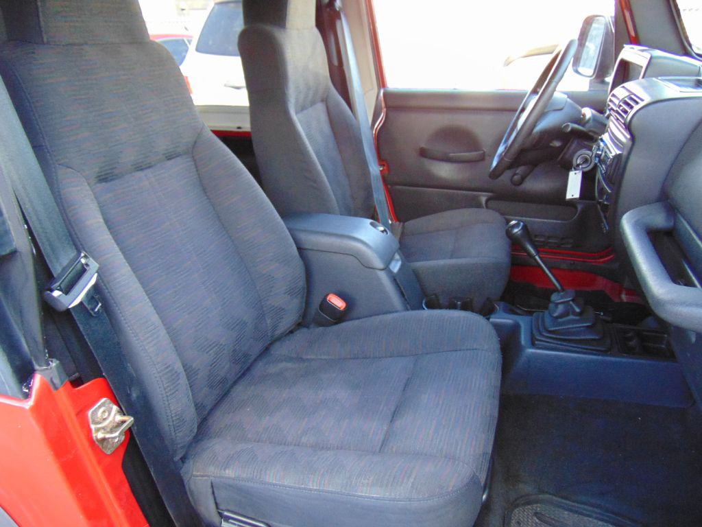 2003 Jeep Wrangler Image 15