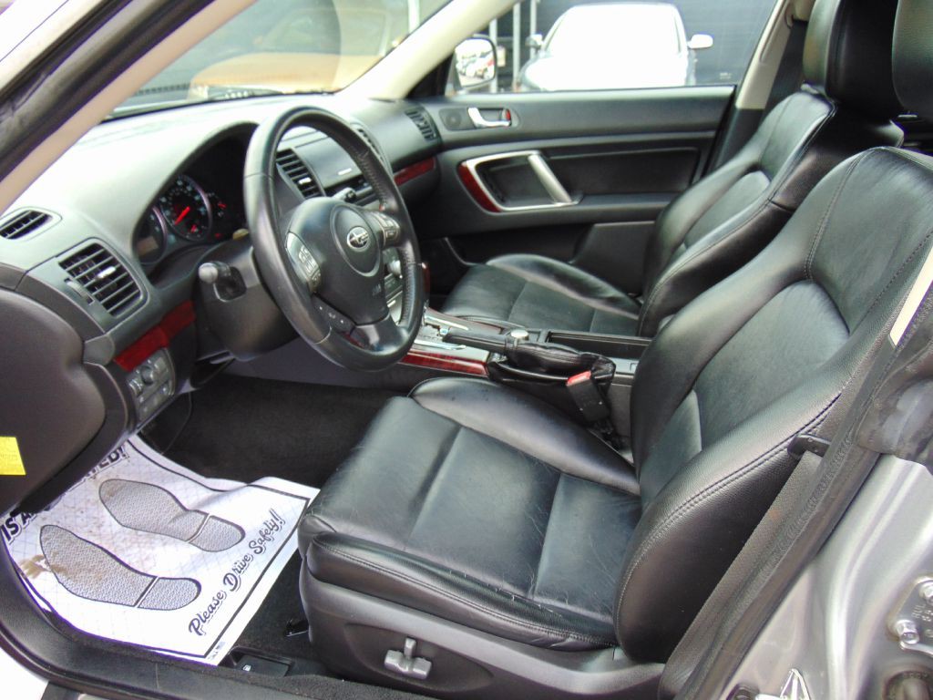 2009 Subaru Outback Image 11