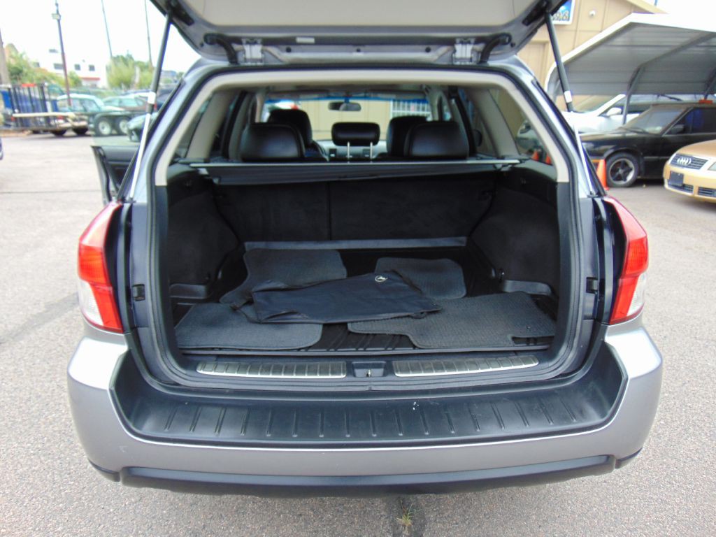 2009 Subaru Outback Image 15