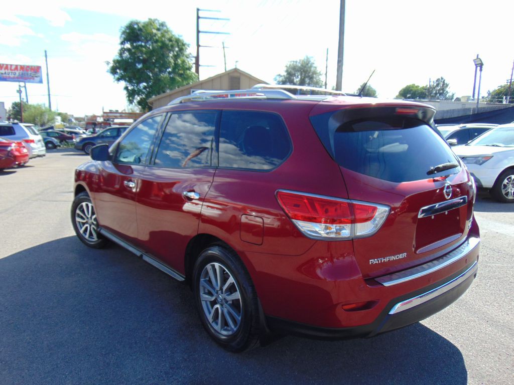 2015 Nissan Pathfinder Image 5