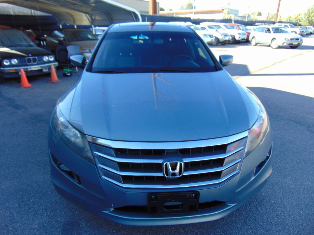 2011 Honda Crosstour Image 2