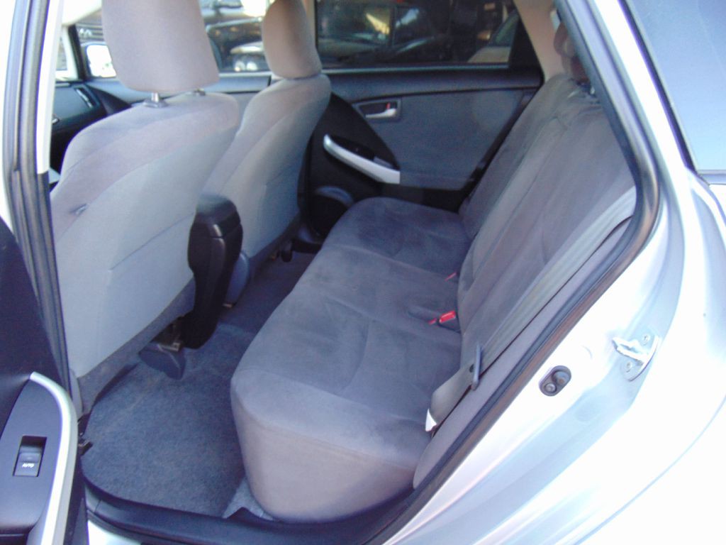 2015 Toyota Prius Image 10