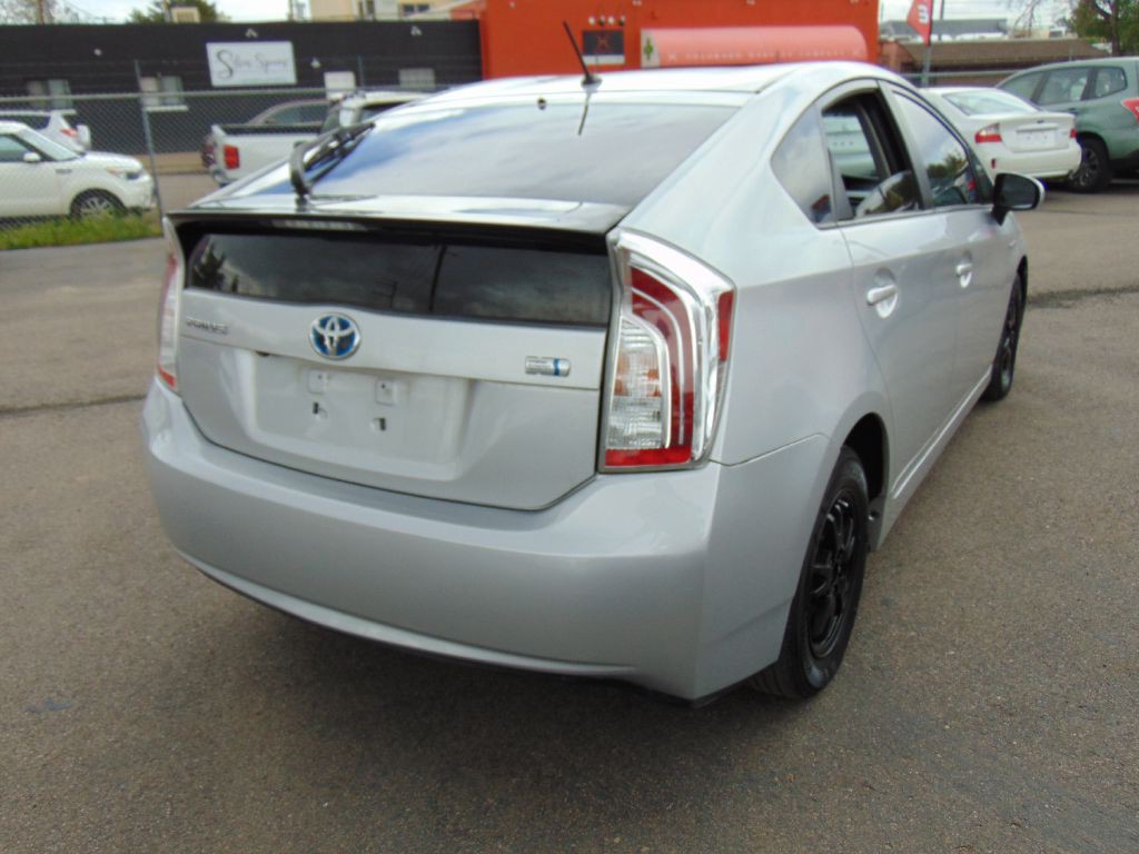 2015 Toyota Prius Image 15
