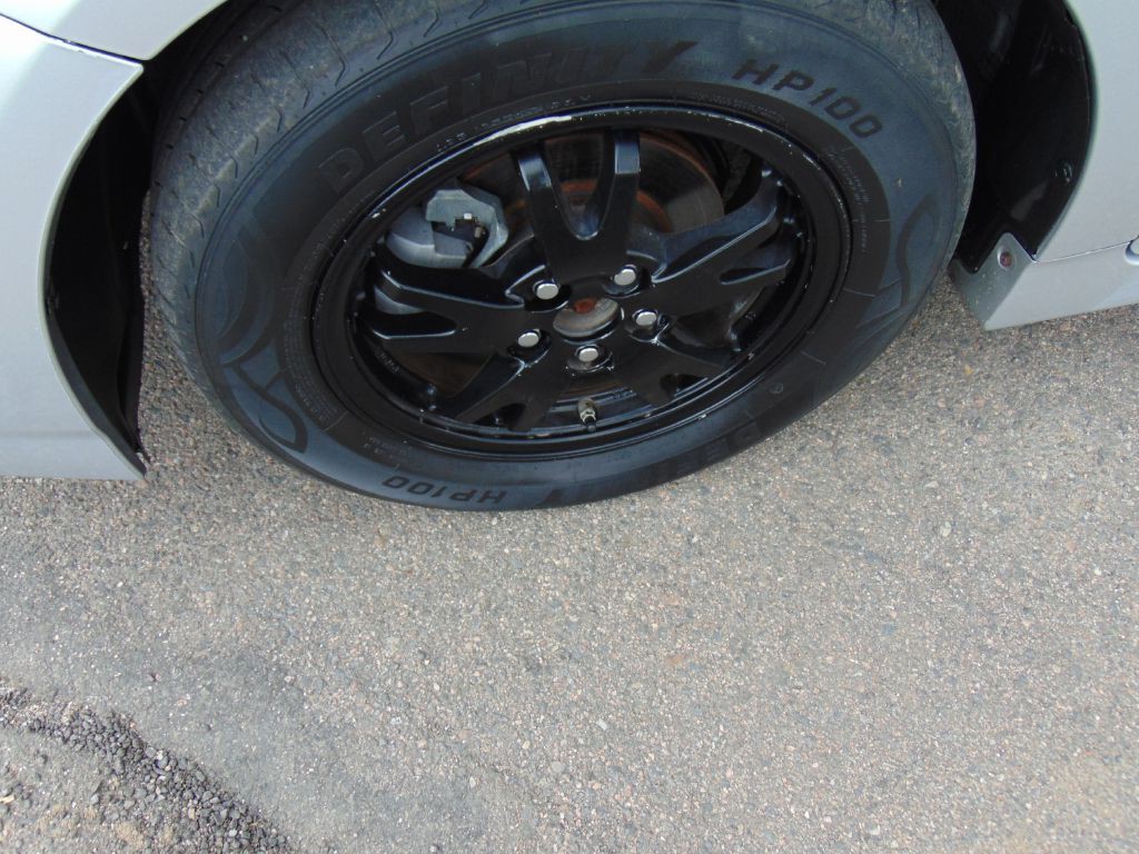 2015 Toyota Prius Image 16