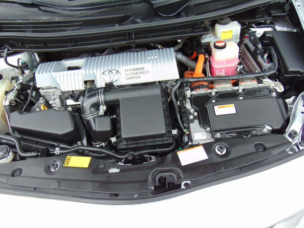 2015 Toyota Prius Image 22