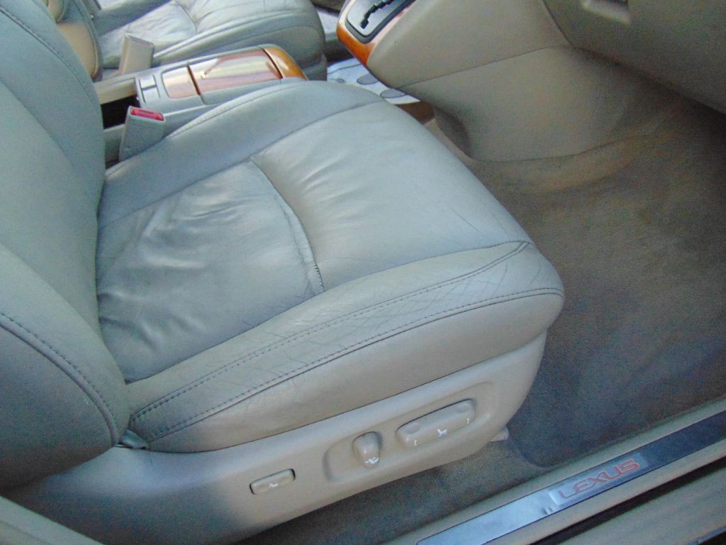 2009 Lexus RX Image 22
